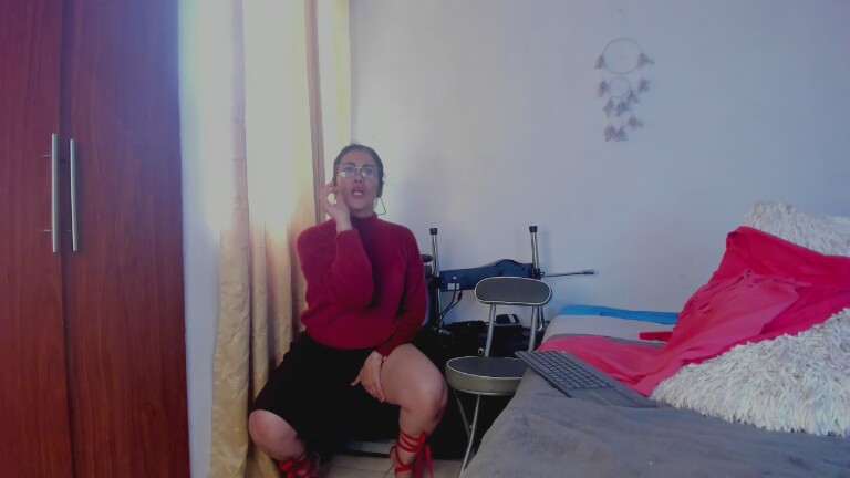 girasol_walton's Streamate show and profile