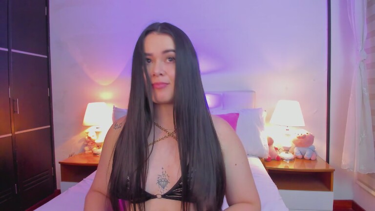 linaCharry's Streamate show and profile