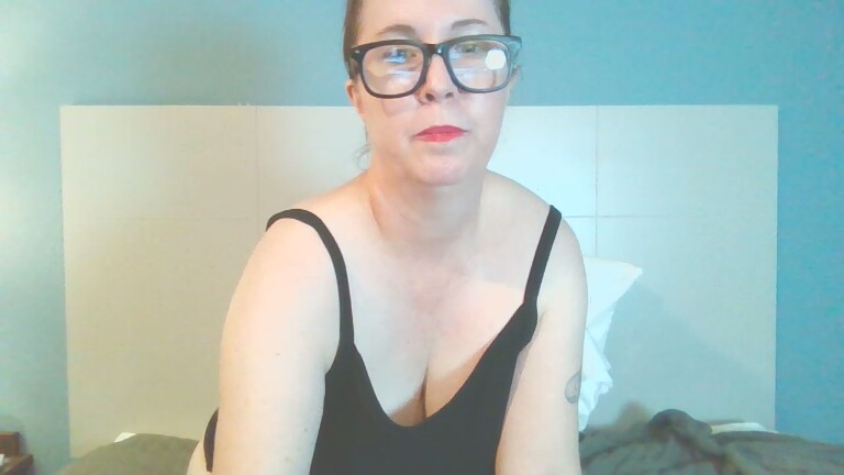 SWEETandNAUGHTY21's Streamate show and profile