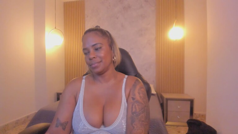 AyanaBrown's Streamate show and profile