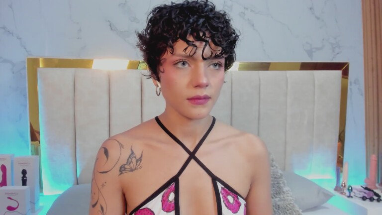 NaomyLoveegb's Streamate show and profile