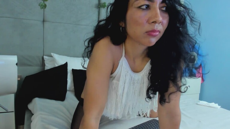 VictoriaWillss's Streamate show and profile