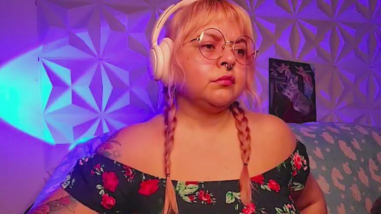 Satyndoll's Streamate show and profile