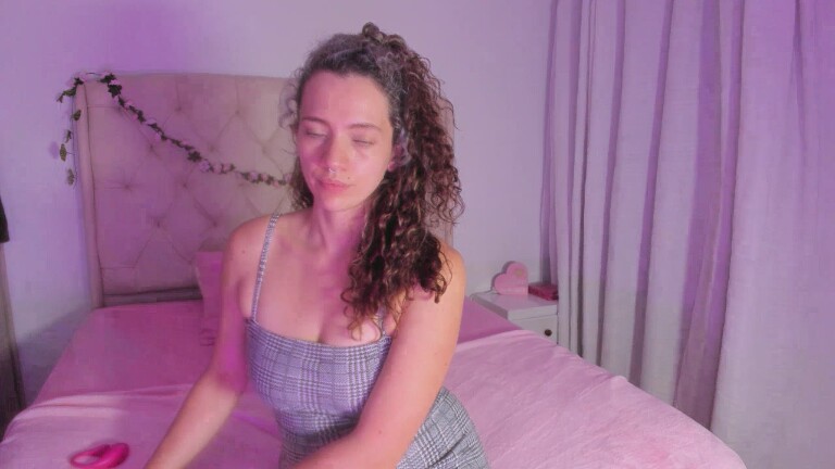 AliceKizar's Streamate show and profile