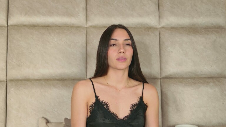 SophiaGadet's Streamate show and profile