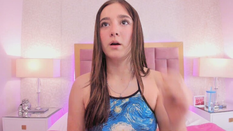 Sophiie_Collins's Streamate show and profile