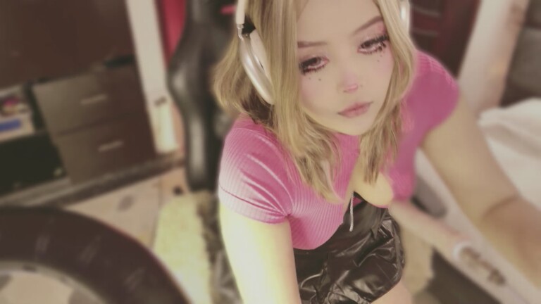 Tinie_Sofiaa's Streamate show and profile