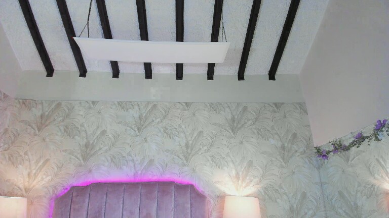 KoralDaviss's Streamate show and profile