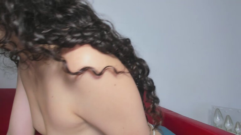 thayri_chica's Streamate show and profile