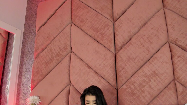 ChloeRosses's Streamate show and profile