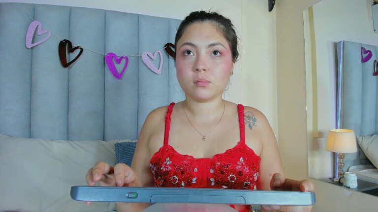 AzumicuTipie's Streamate show and profile