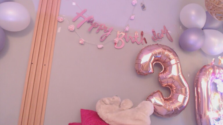 ThayssaRoss's Streamate show and profile