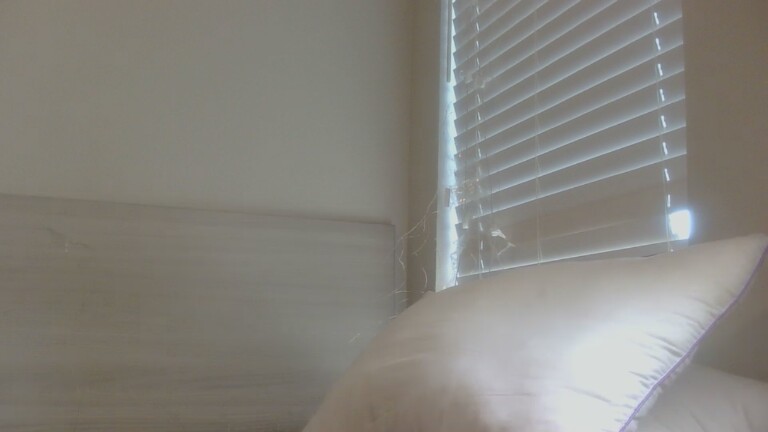 VivienneVale's Streamate show and profile