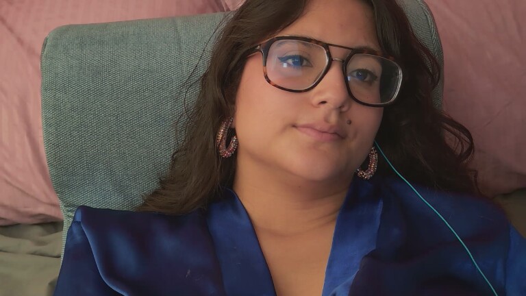 HaileyBunny_18's Streamate show and profile