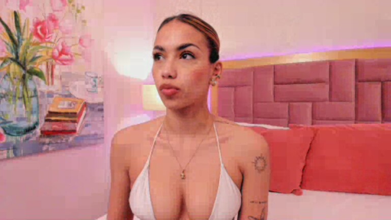 AnnieAdaams's Streamate show and profile