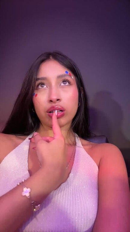 AlejandraSanz's Streamate show and profile