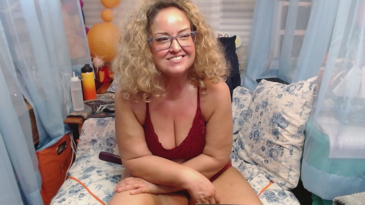 ClaudiaMidwestWife