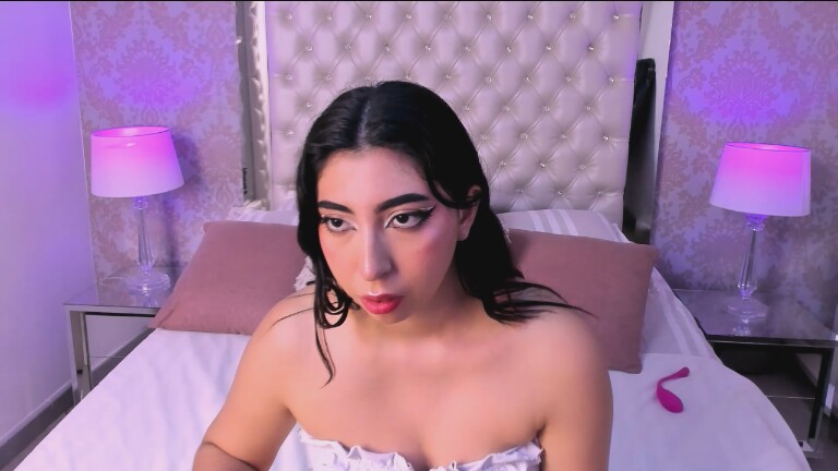 RoxanNoir's Streamate show and profile