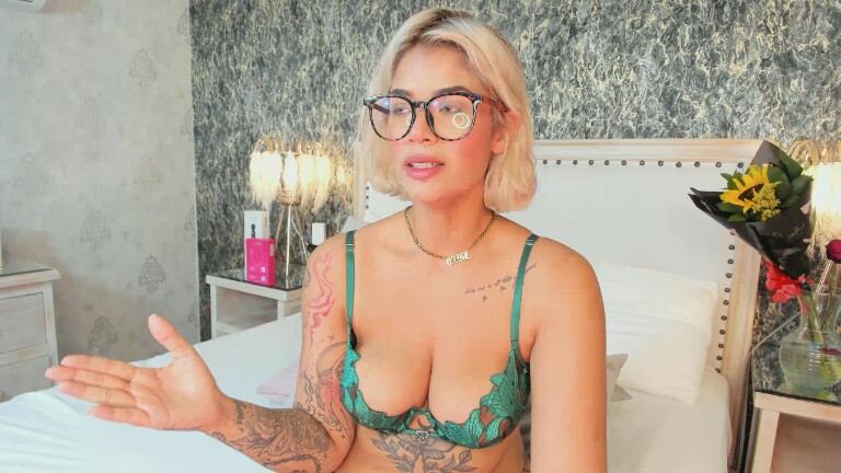 EviilAngel's Streamate show and profile