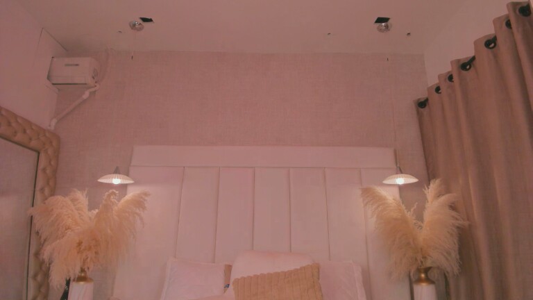 NikoJhon's Streamate show and profile