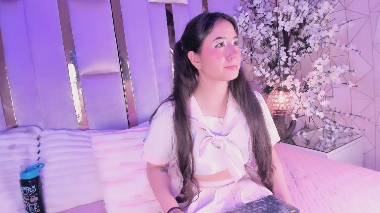 Naomistar111's Streamate show and profile