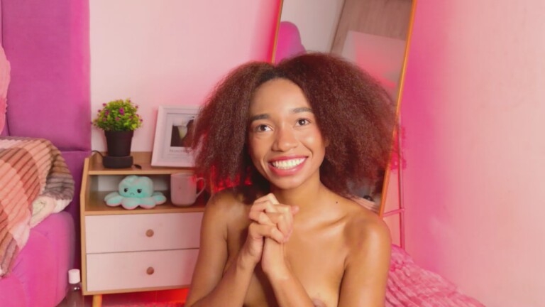 IzzySkye's Streamate show and profile