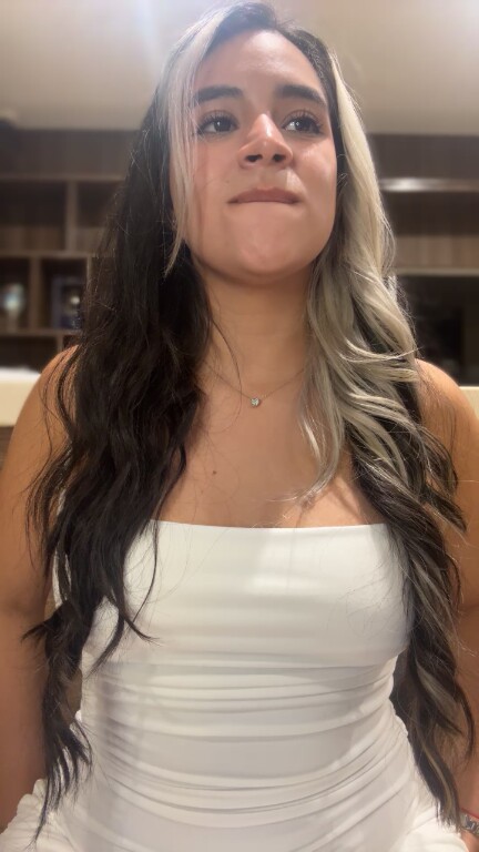 AuraSousa's Streamate show and profile