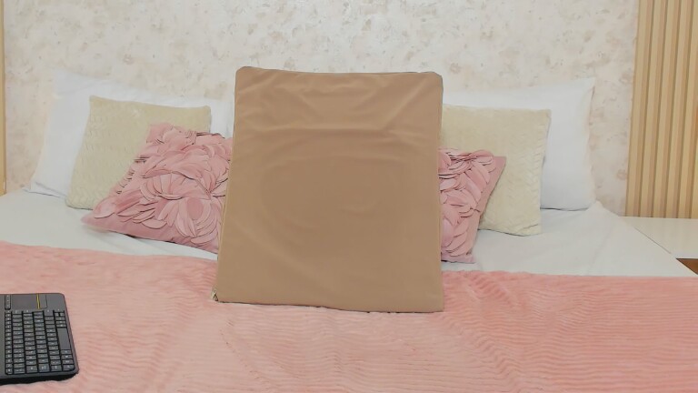 KasandraGarcia's Streamate show and profile