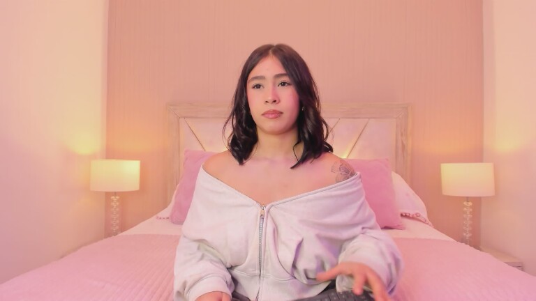 SophiaColinns's Streamate show and profile