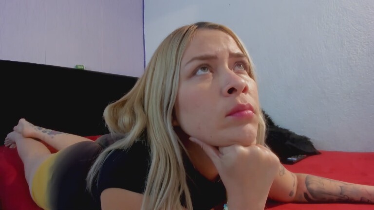 zabbriinabill's Streamate show and profile