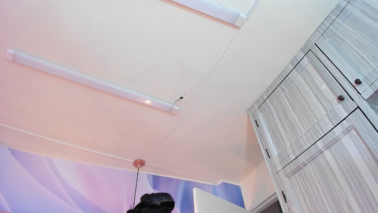 ViolletaRosse's Streamate show and profile