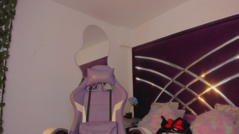 camilaht's Streamate show and profile