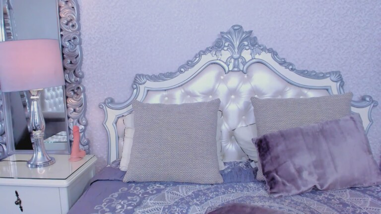 ShabrinaSmilt's Streamate show and profile