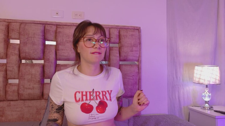 Isabella_Stewart's Streamate show and profile