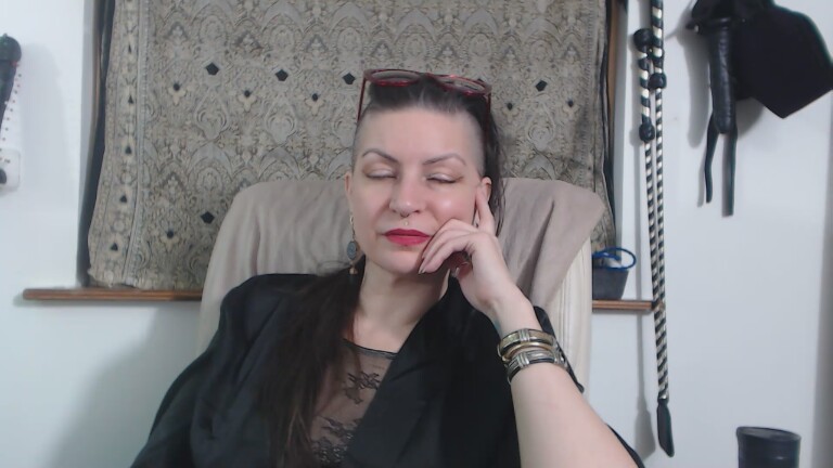 TheeLadyKatrina's Streamate show and profile