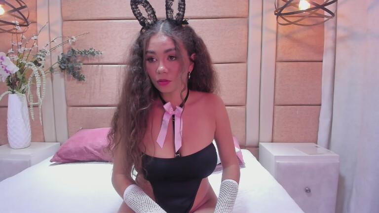 CamilaSilva's Streamate show and profile