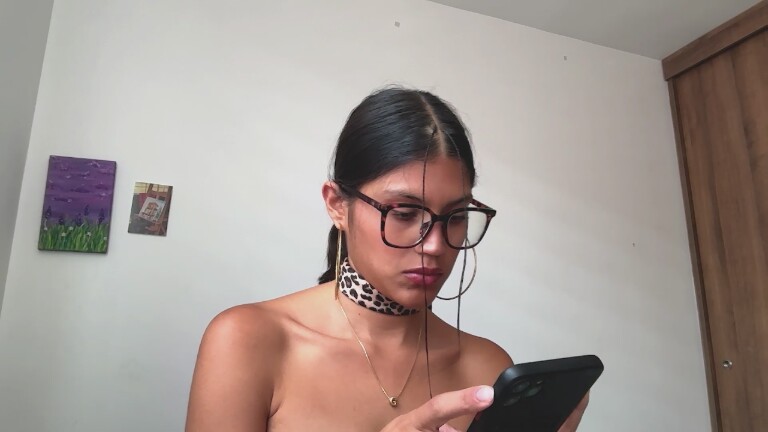 GigiHarmon's Streamate show and profile