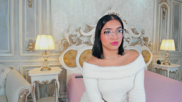 ViolettaG's Streamate show and profile