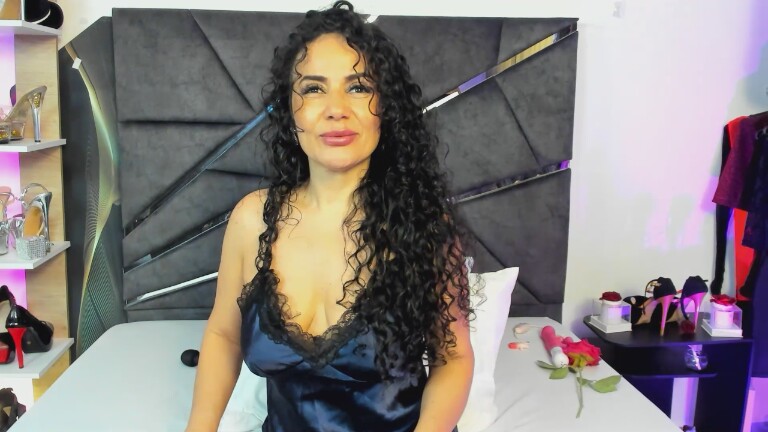 CatlinBouuvier's Streamate show and profile