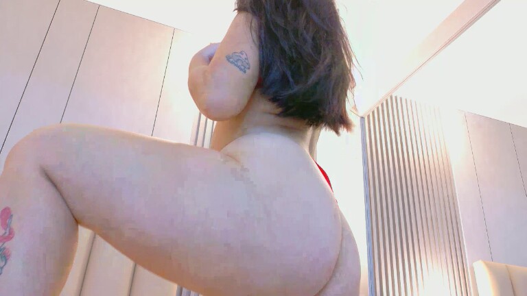 LuannaGray's Streamate show and profile